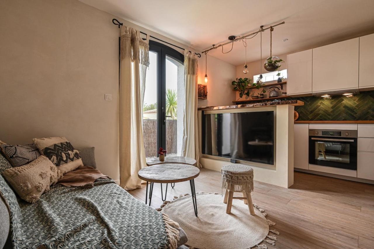 Appartement Retire De La Location Λα Σιοτά Εξωτερικό φωτογραφία