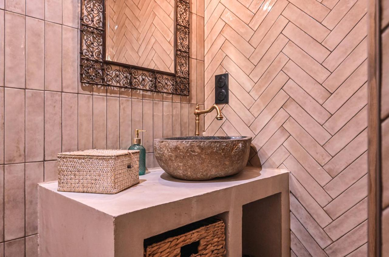 Appartement Retire De La Location Λα Σιοτά Εξωτερικό φωτογραφία